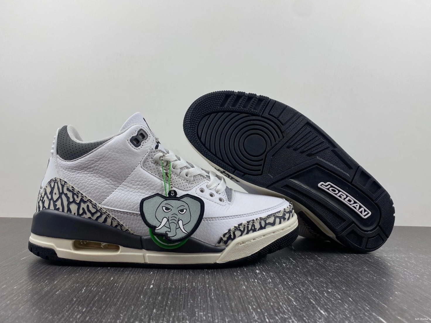 Jordan DX6665-100 Hide Retro N' 3 - (GS) Sneak 1207